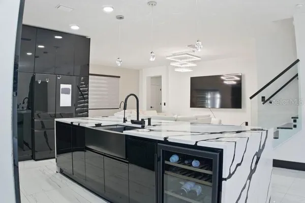 $689,900 | 2043 Rainier Drive, Kissimmee, FL 34746