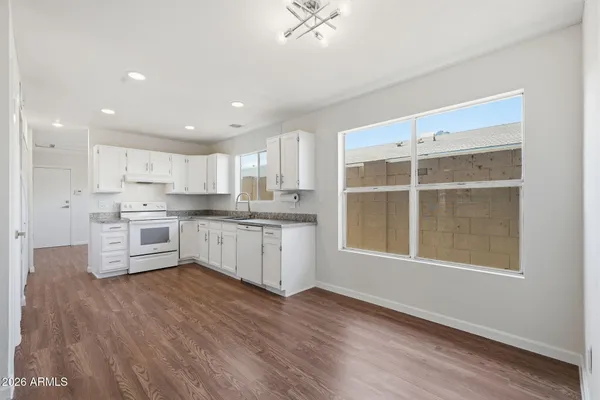 $365,000 | 630 East Jensen Street, Unit 157, Mesa, AZ 85203