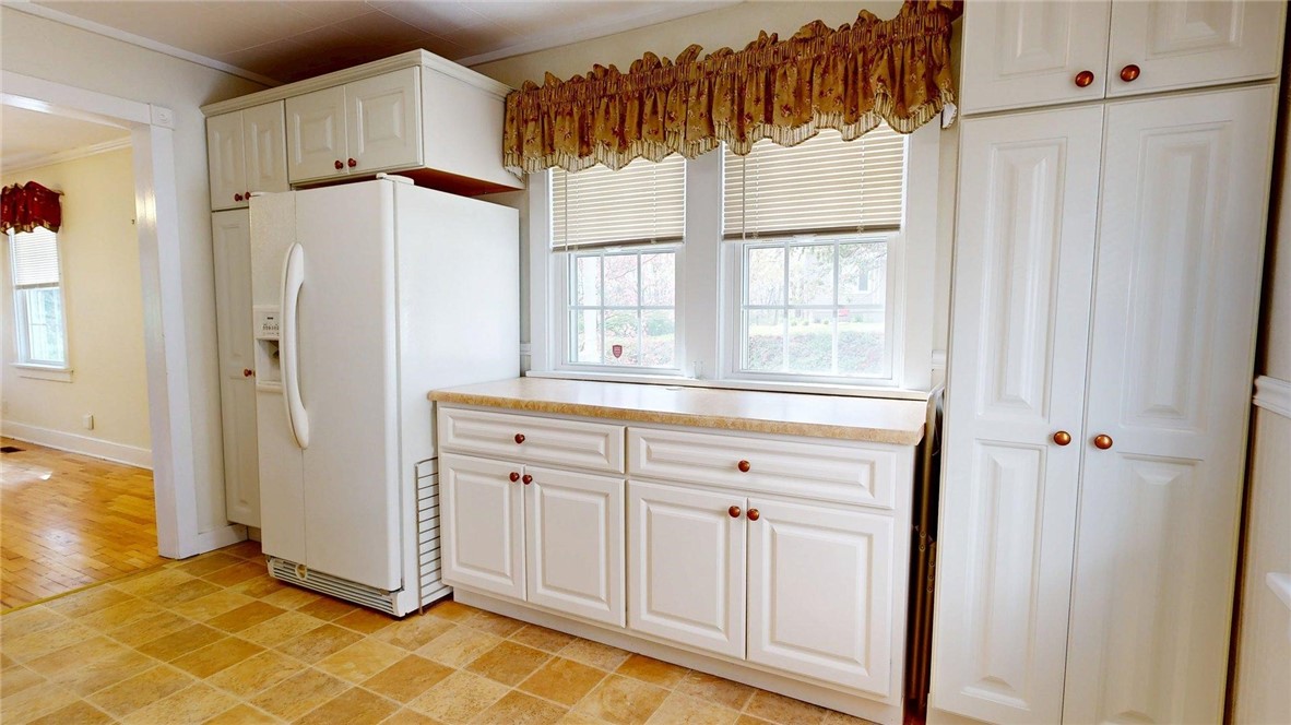 3102 West Westminster Avenue Decatur, IL 62522 - Photo 7 of 24 Gallery Image 7
