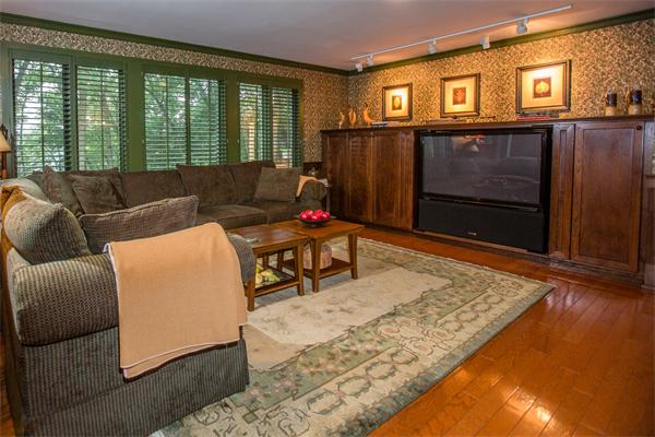 95 Lake Rd Terrace Wayland, MA 01778 - Photo 16 of 30 Gallery Image 16