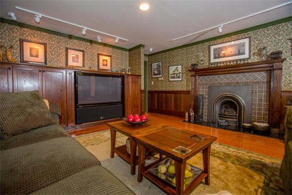 95 Lake Rd Terrace Wayland, MA 01778 - Photo 18 of 30 Gallery Image 18