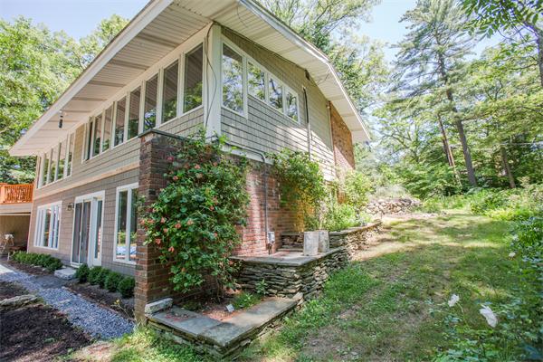 95 Lake Rd Terrace Wayland, MA 01778 - Photo 28 of 30 Gallery Image 28