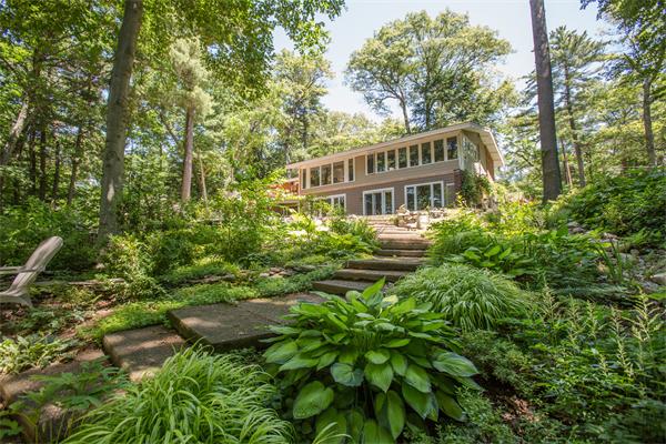 95 Lake Rd Terrace Wayland, MA 01778 - Photo 3 of 30 Gallery Image 3