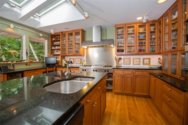 95 Lake Rd Terrace Wayland, MA 01778 - Photo 7 of 30 Gallery Image 7