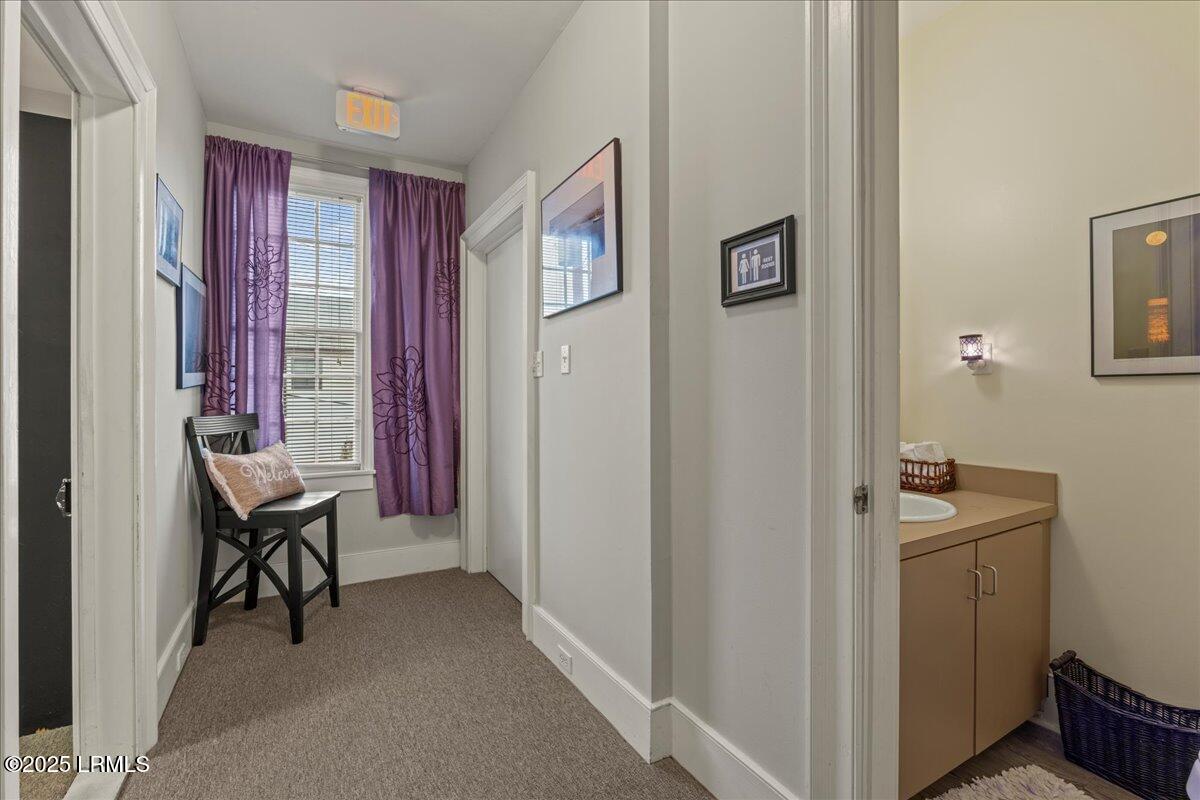 409 Carteret Street Beaufort, SC 29902 - Photo 31 of 45 31-Upstairs 001