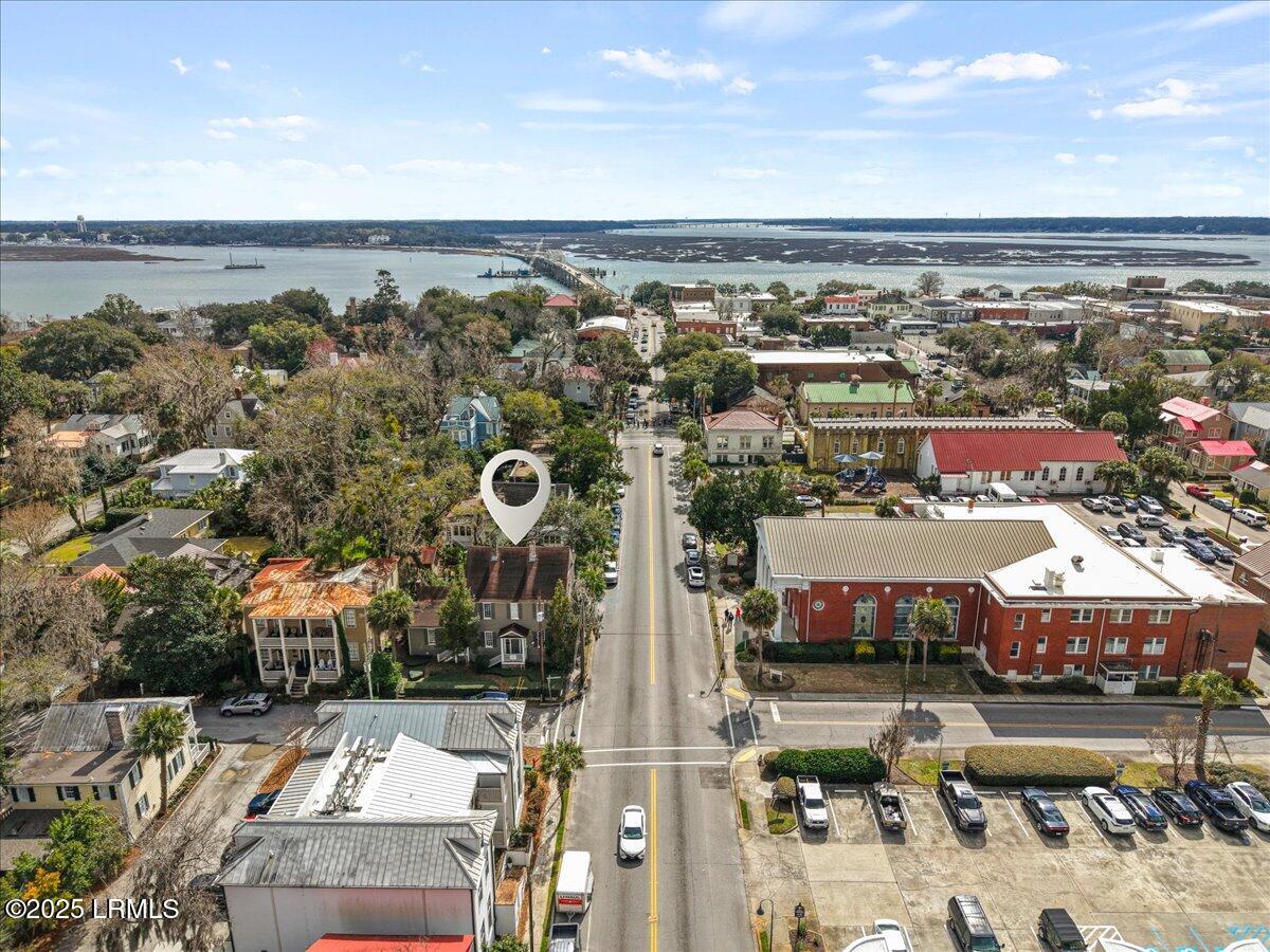 409 Carteret Street Beaufort, SC 29902 - Photo 5 of 45 04-Aerial 004