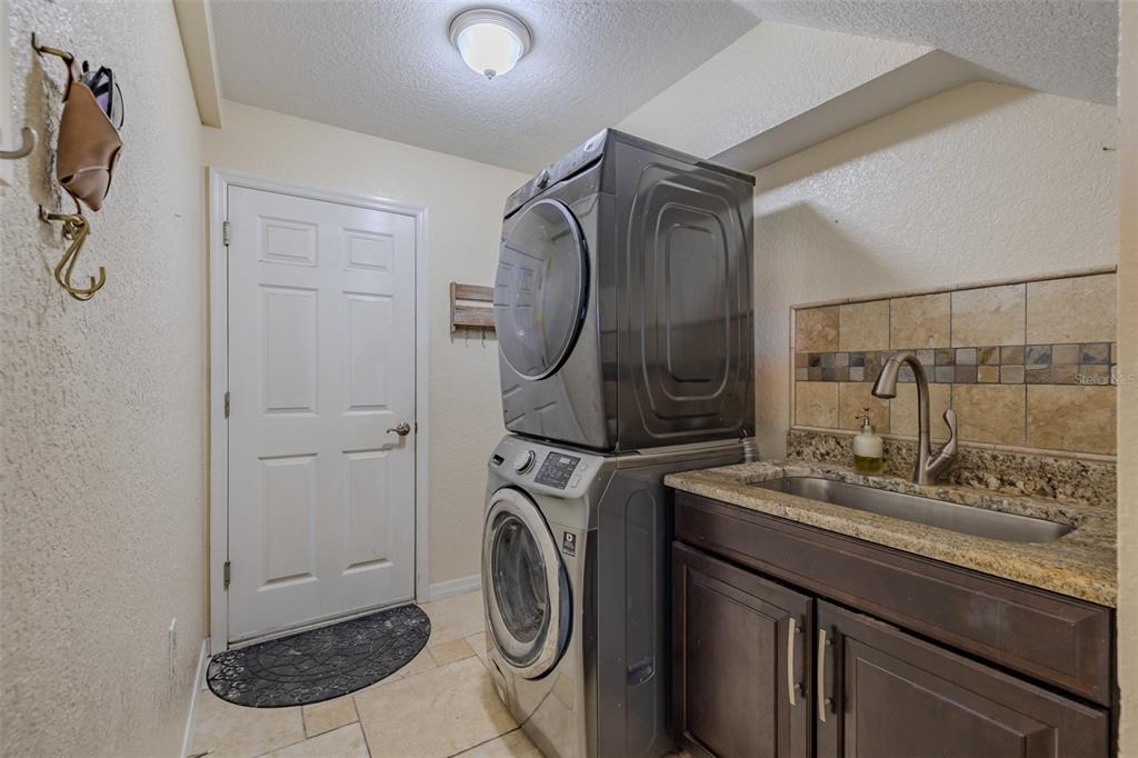 2327 Camp Indianhead Road Land O' Lakes, FL 34639 - Photo 28 of 90