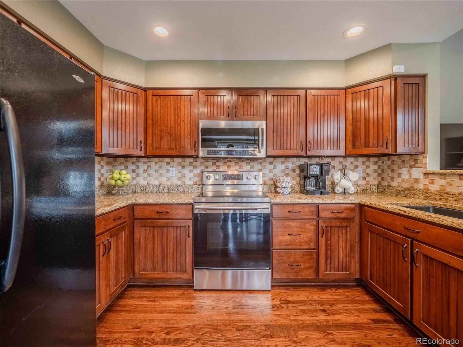10071 Silver Maple Circle Highlands Ranch, CO 80129 - Photo 11 of 50 Gallery Image 11