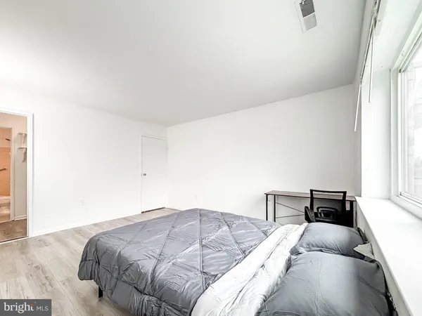 $1,450 | 130 Slade Avenue, Unit 411, Baltimore, MD 21208