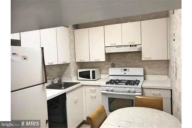 $1,280 | 130 Slade Avenue, Unit 411, Baltimore, MD 21208