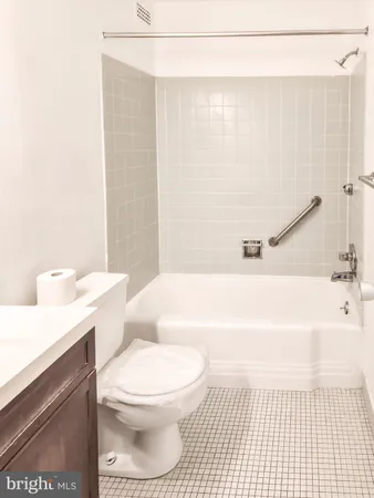 $1,390 | 130 Slade Avenue, Unit 411, Baltimore, MD 21208