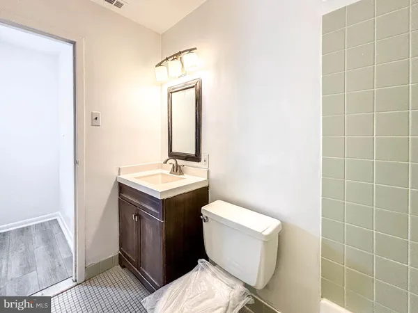 $1,390 | 130 Slade Avenue, Unit 411, Baltimore, MD 21208