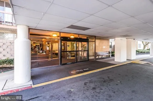 $1,280 | 130 Slade Avenue, Unit 411, Baltimore, MD 21208