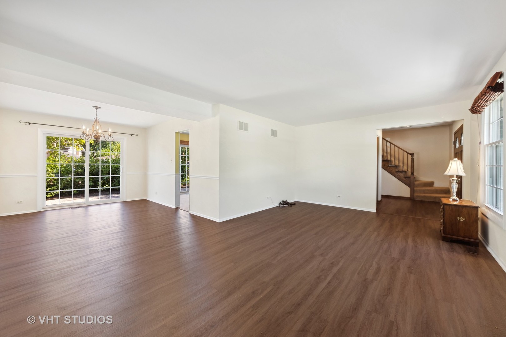 1623 South Prospect Street Wheaton, IL 60189 - Photo 6 of 26 a view of a livingroom with wooden floor