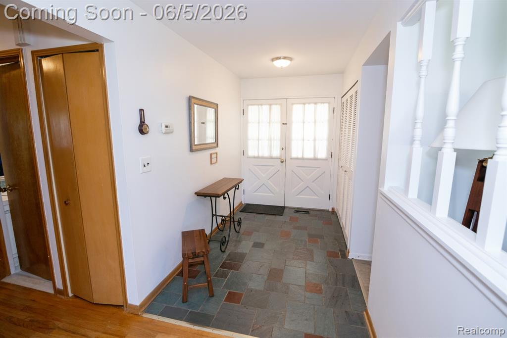724 Sandstone Drive Rochester Hills, MI 48309 - Photo 17 of 60