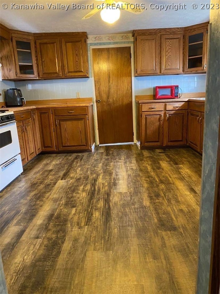 201 Straight Street Ripley, WV 25271 - Photo 6 of 32 Gallery Image 6