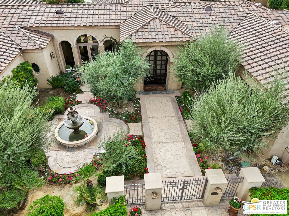 20 Clancy Lane Estates Rancho Mirage, CA 92270 - Photo 2 of 75 an aerial view of a house with garden