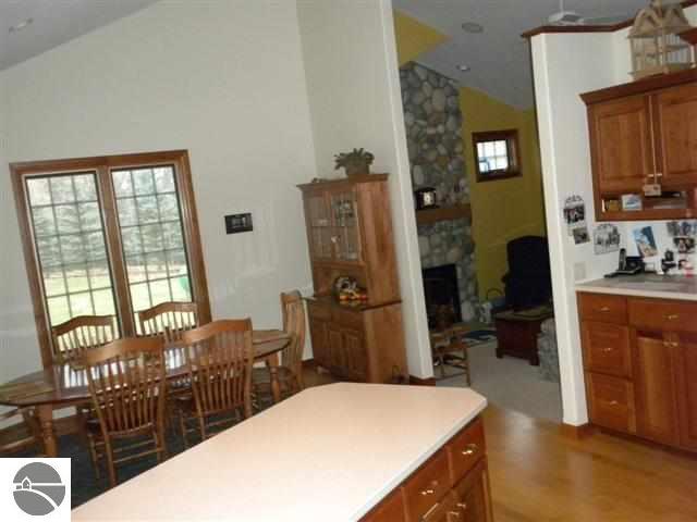 7730 Elk Lake Road Williamsburg, MI 49690 - Photo 13 of 25 1731814-12.JPG