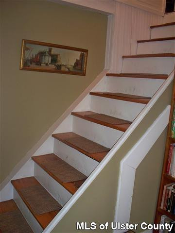 528 Peak Road Stone Ridge, NY 12484 - Photo 13 of 17 a view of entryway
