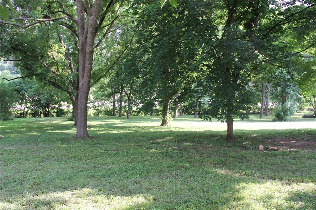 2117 South 18th Street St. Joseph, MO 64503 - Photo 5 of 8