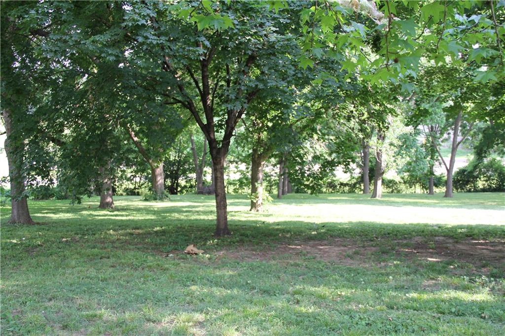 2117 South 18th Street St. Joseph, MO 64503 - Photo 6 of 8