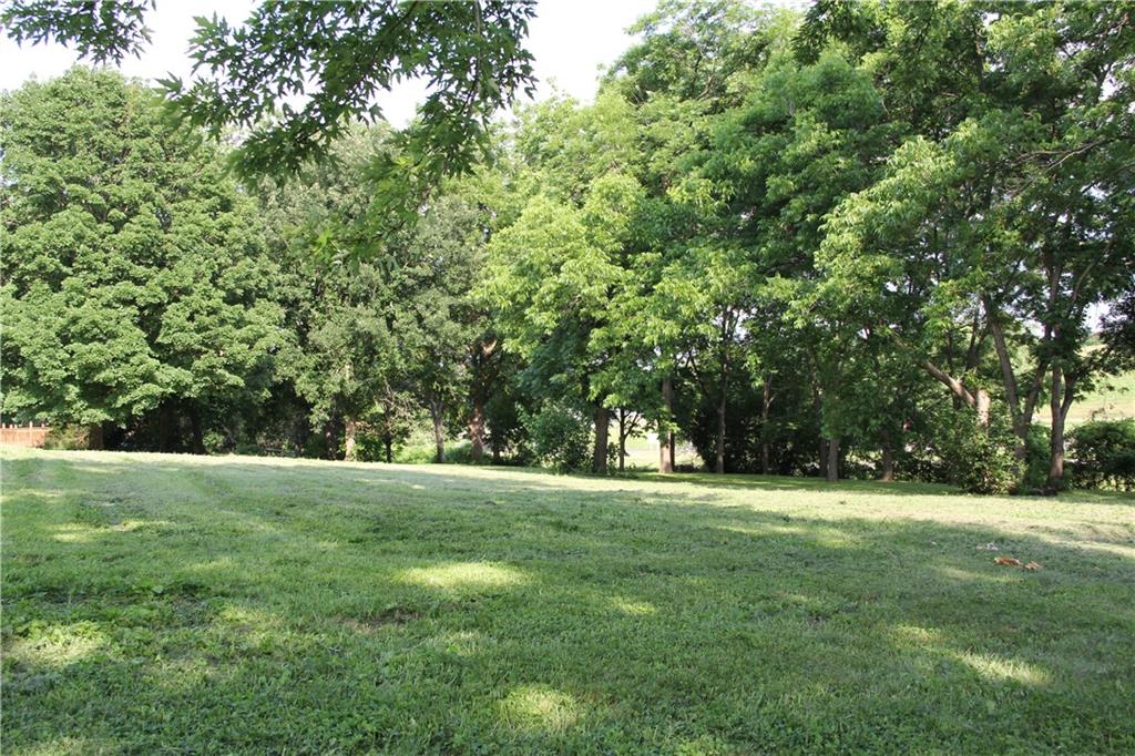 2117 South 18th Street St. Joseph, MO 64503 - Photo 8 of 8