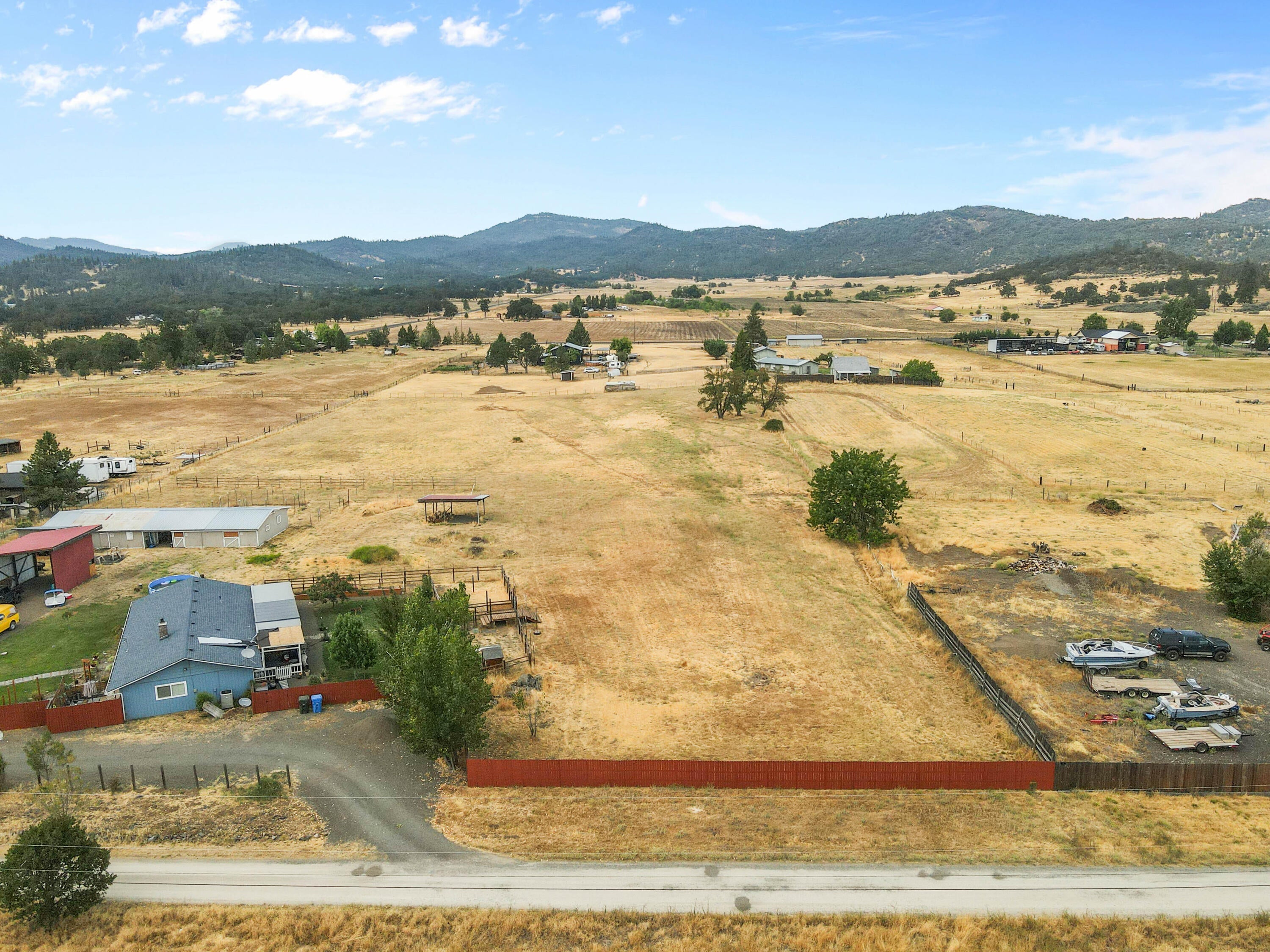 Winnetka Road White City, OR 97503 - Photo 8 of 9 dji_fly_20250801_162246_783_175409067581