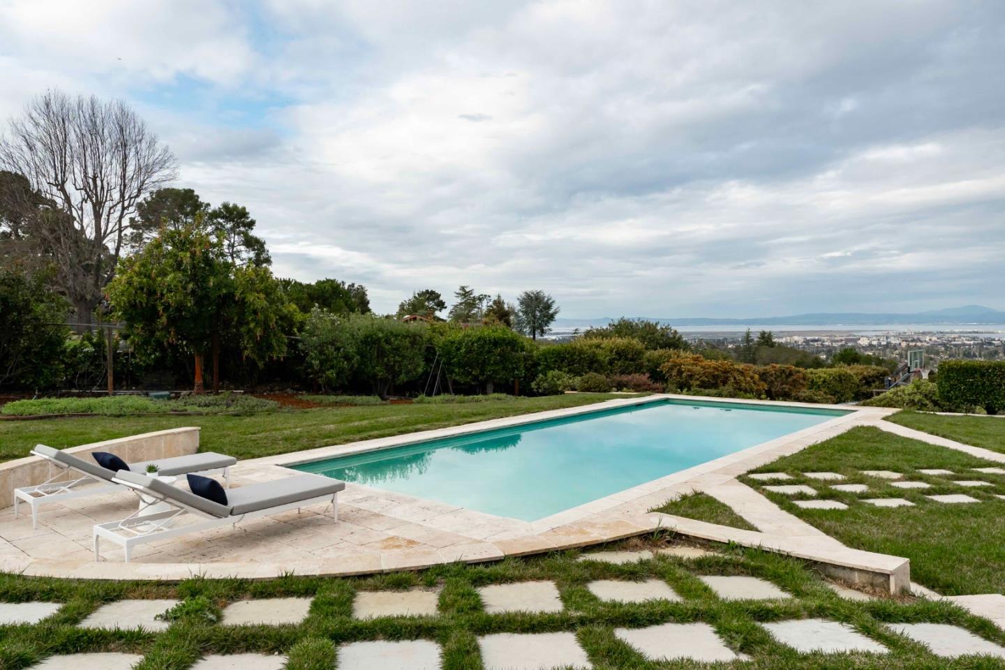 199 Hardwick Road Woodside, CA 94062 - Photo 33 of 37