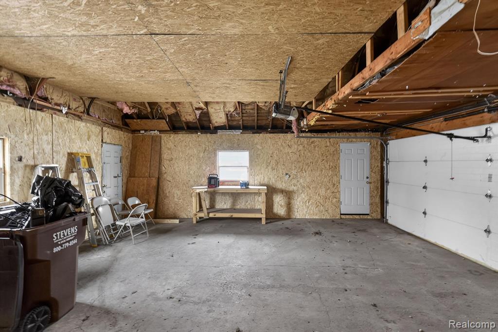 12751 Jones Street Carleton, MI 48117 - Photo 35 of 41