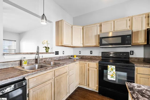 $220,000 | 209 Summerston Place, Mauldin, SC 29662