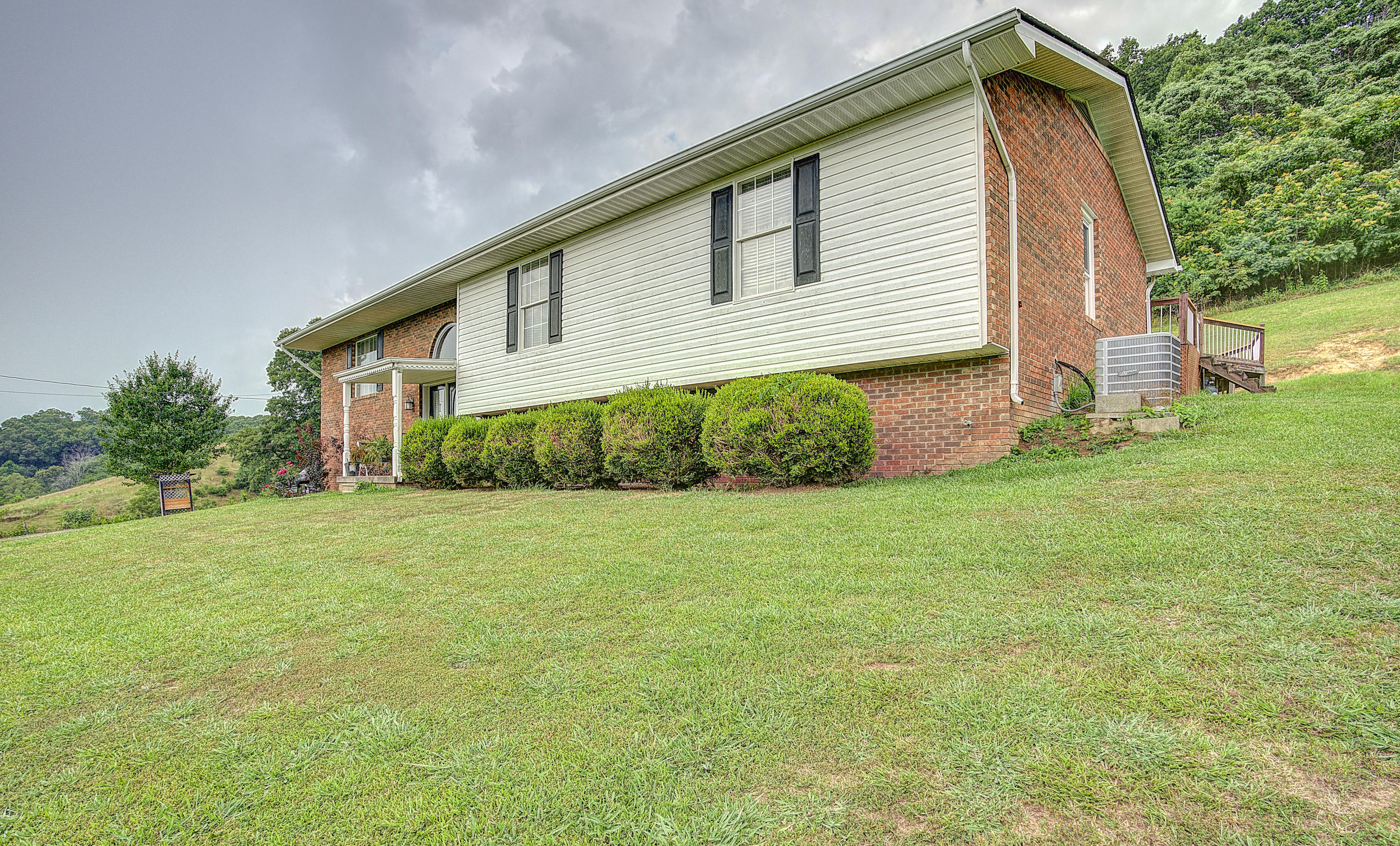 314 Whitaker Road Hiltons, VA 24258 - Photo 1 of 40 Whit--38