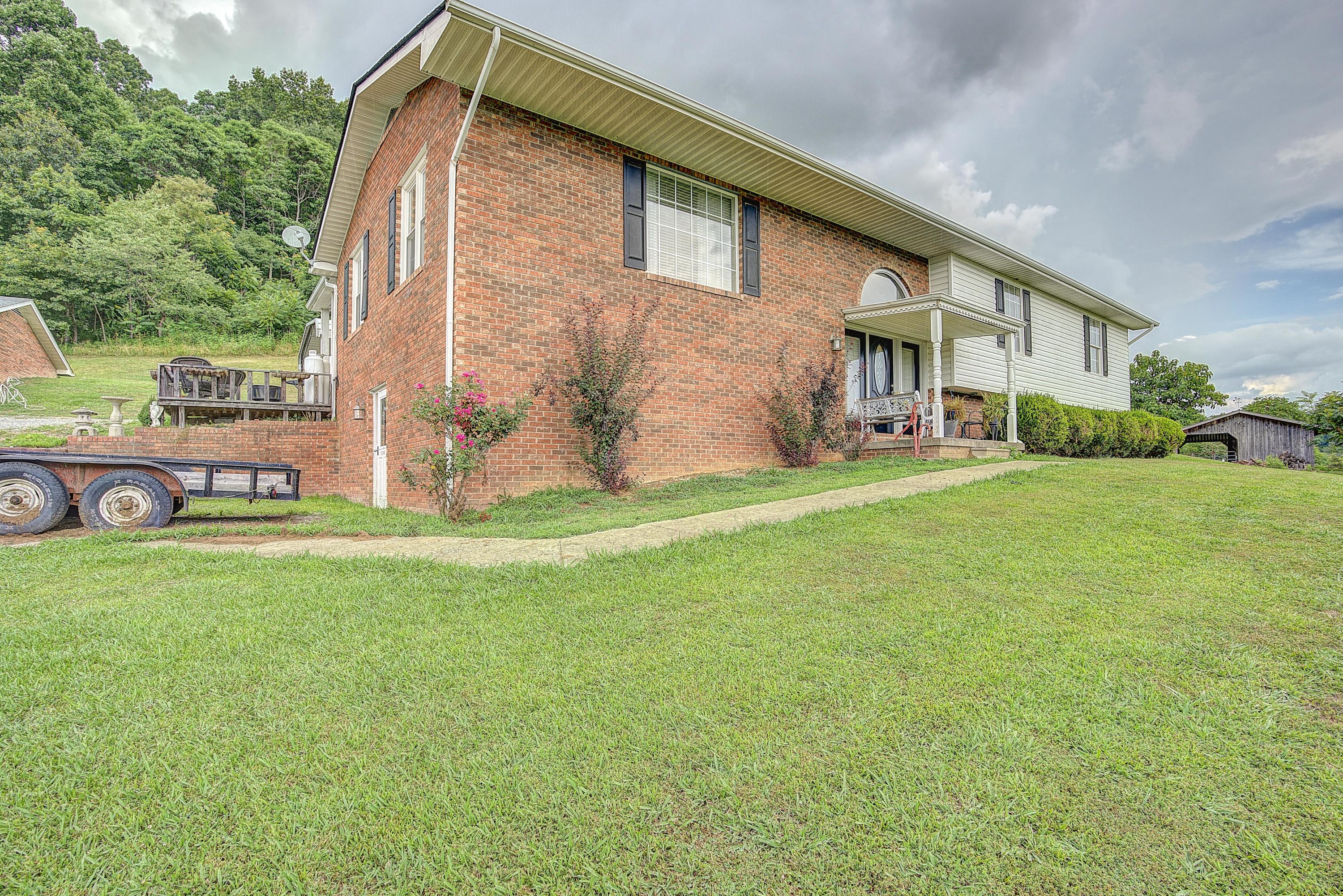 314 Whitaker Road Hiltons, VA 24258 - Photo 2 of 40 Whit--37