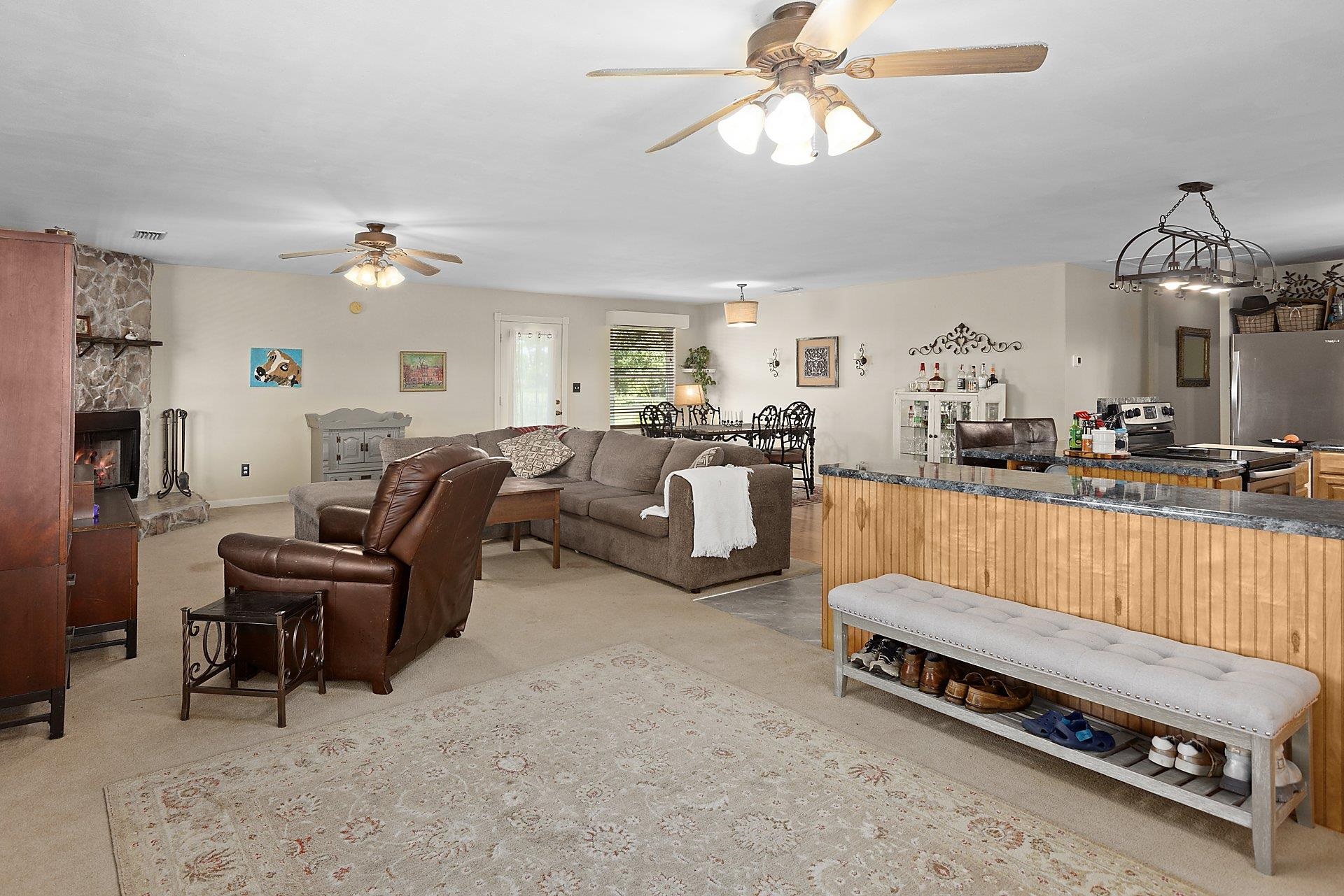 24675 Ulrich Lane Elberta, AL 36530 - Photo 10 of 21 Living Area
