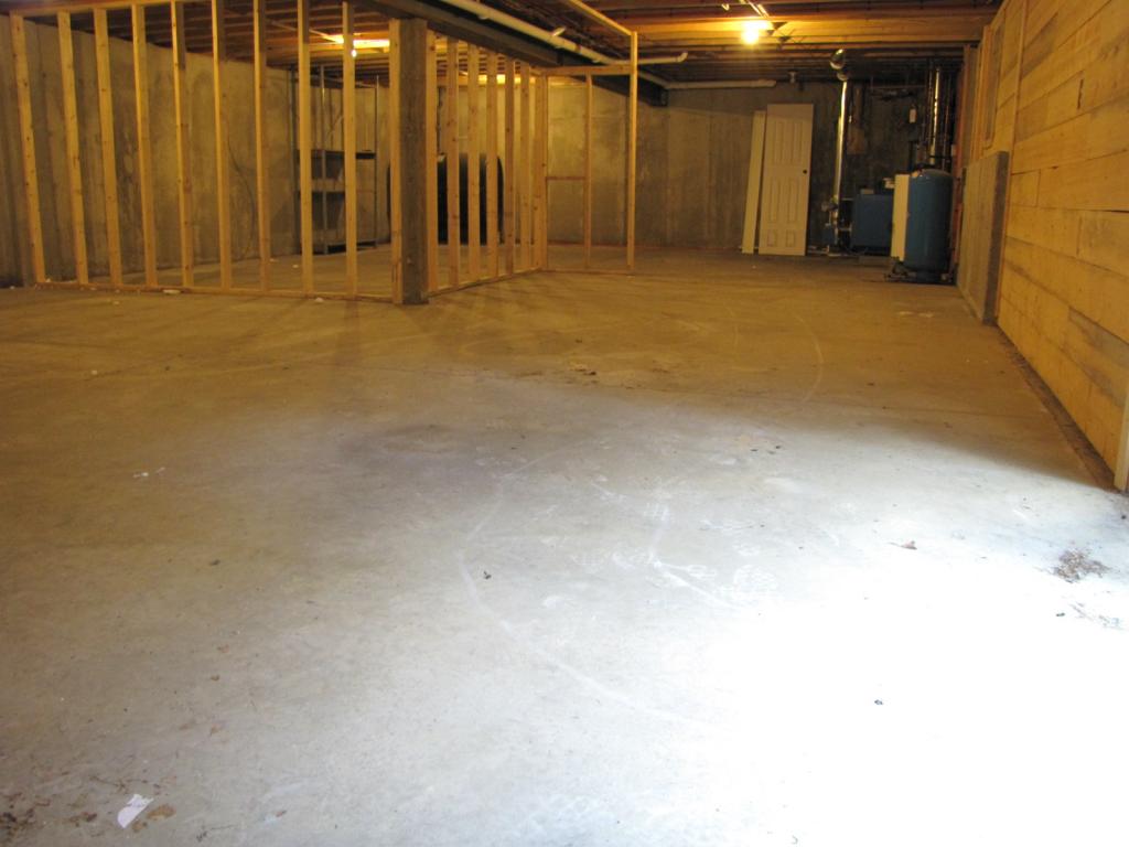 254 Davidson Hill Road Chester, VT 05143 - Photo 17 of 26