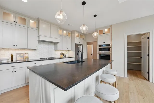 $750,000 | 1506 Northwest 106th Terrace, Kansas City, MO 64155