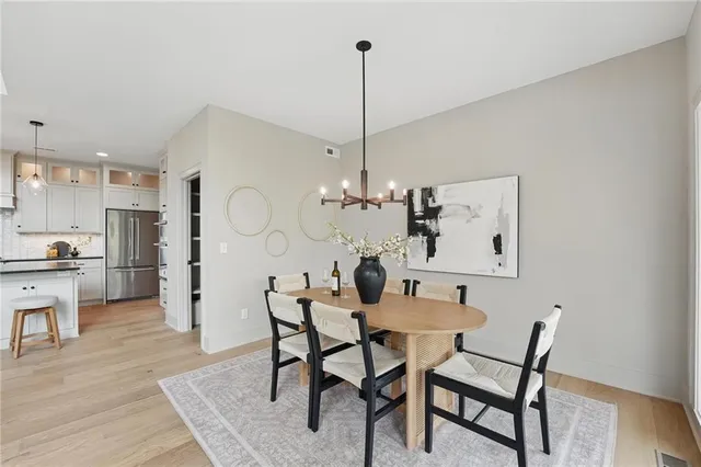 $750,000 | 1506 Northwest 106th Terrace, Kansas City, MO 64155