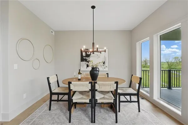 $750,000 | 1506 Northwest 106th Terrace, Kansas City, MO 64155