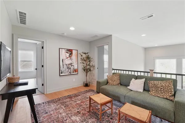 $750,000 | 1506 Northwest 106th Terrace, Kansas City, MO 64155