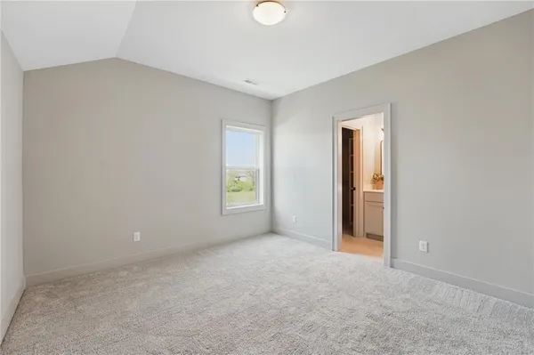 $750,000 | 1506 Northwest 106th Terrace, Kansas City, MO 64155