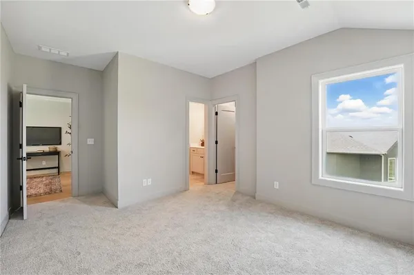 $750,000 | 1506 Northwest 106th Terrace, Kansas City, MO 64155