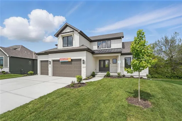 $750,000 | 1506 Northwest 106th Terrace, Kansas City, MO 64155