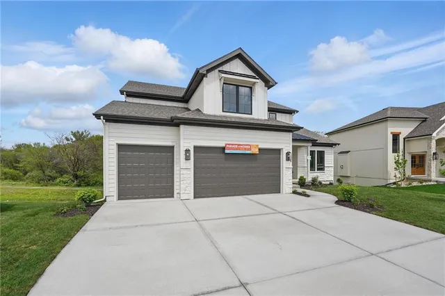 $750,000 | 1506 Northwest 106th Terrace, Kansas City, MO 64155