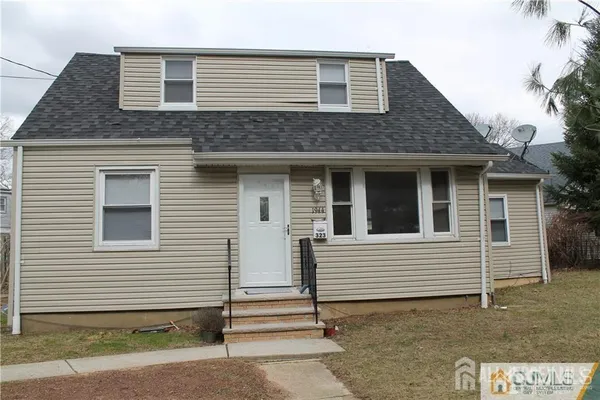$2,800 | 323 9th Street, South Amboy, NJ 08879