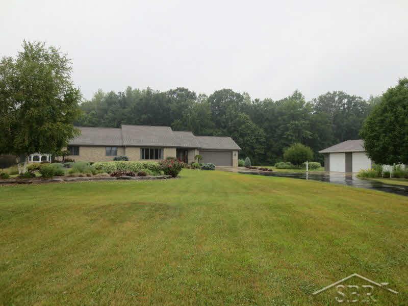 3350 South Fordney Road Hemlock, MI 48626 - Photo 1 of 12 20366270.JPG