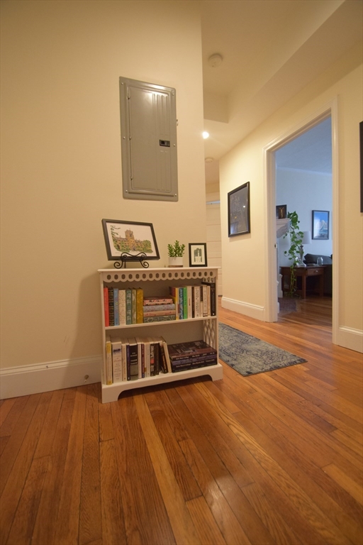 191 Winthrop Road, Unit 3 Brookline, MA 02445 - Photo 4 of 13