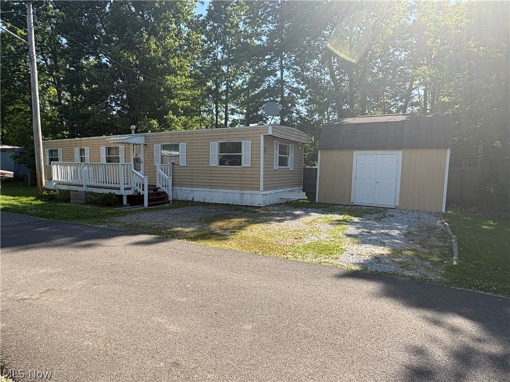 6800 Lake Road West, Unit 35E Geneva, OH 44041 - Photo 14 of 14