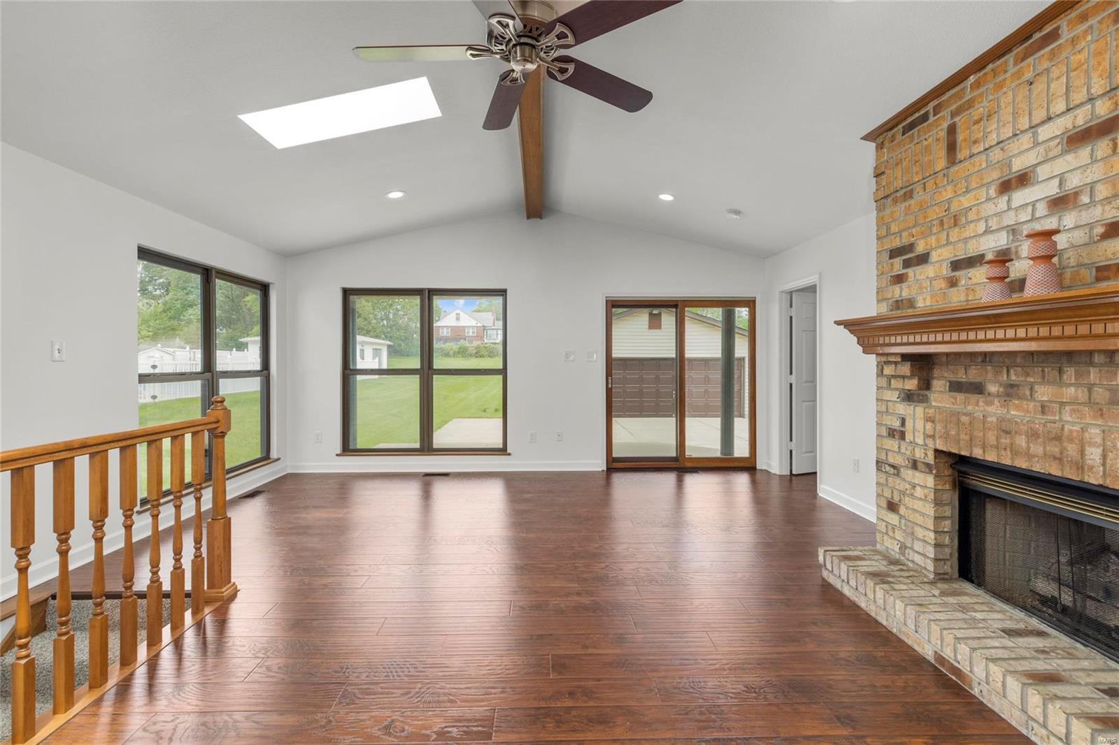 6407 Weber Road St. Louis, MO 63123 - Photo 11 of 35 Gallery Image 11