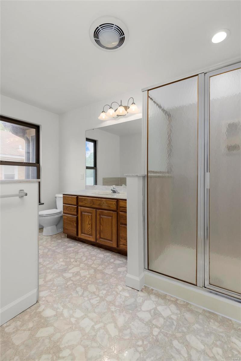 6407 Weber Road St. Louis, MO 63123 - Photo 18 of 35 Gallery Image 18