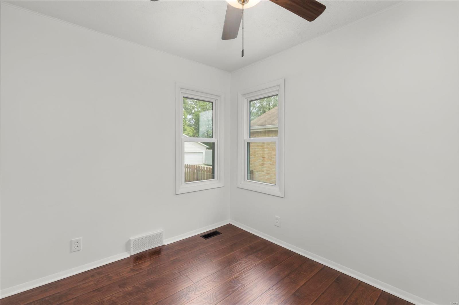 6407 Weber Road St. Louis, MO 63123 - Photo 23 of 35 Gallery Image 23