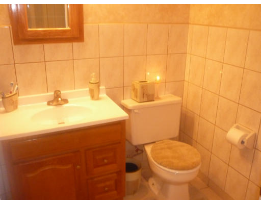 21 Josephine Street Springfield, MA 01108 - Photo 15 of 24 Gallery Image 15